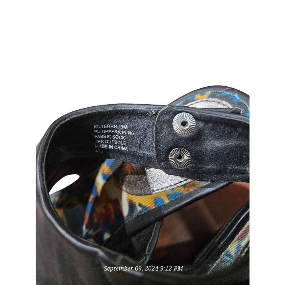 Madden Girl Black Wedge Sandals - Picture 2 of 13